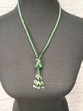 1920s 1930s Green Beaded Sautoir Lariat Necklace With Tassels Art Deco